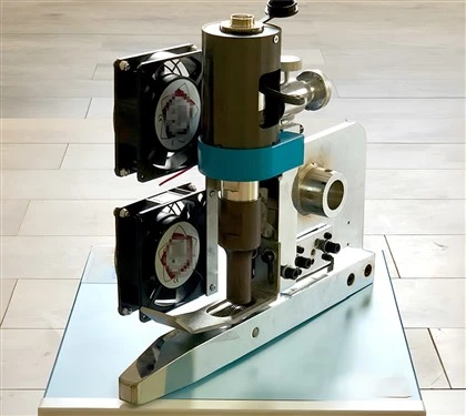 Máquina de corte ultrasónica